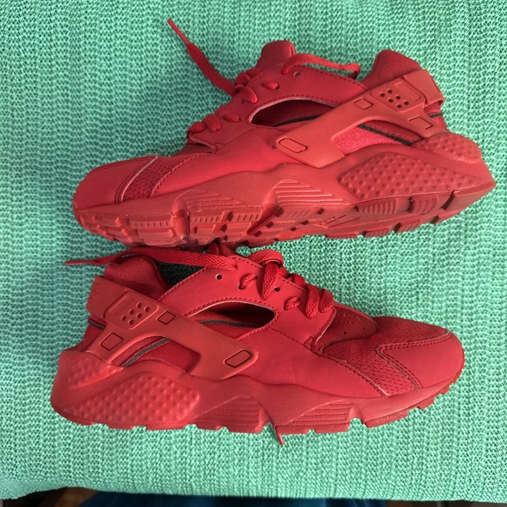 NIKE HUARACHE RUN (GS) UNIVERSITY RED SZ 6.5Y [654275-600]